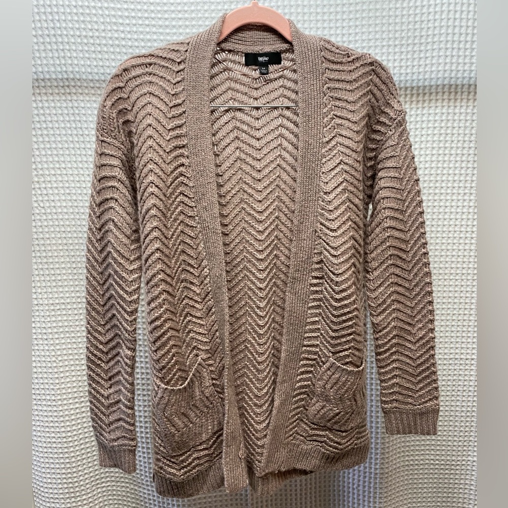 LIKE NEW MAUVE/ROSY CHUNKY CARDIGAN